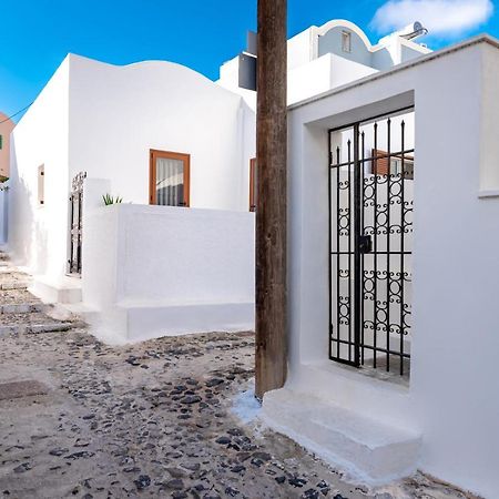 Authentic Santorinian Home Experience Φηρά Εξωτερικό φωτογραφία